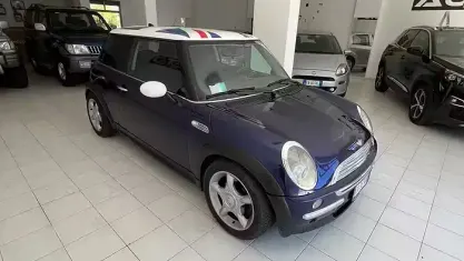Usata Mini One D 75 CV (55 kW) 2004 Bluazzurro Utilitaria