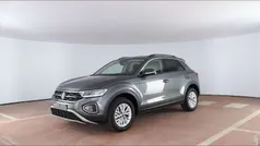 Grigio / pastello Usata 2023 VW T-Roc Life SUV | 20.600 € (Ottimo prezzo)
