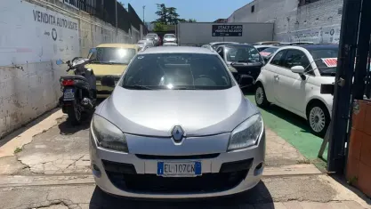 Usata Renault Mégane GT Line GT-Line 110 CV (80 kW) 2011 Grigio Berlina