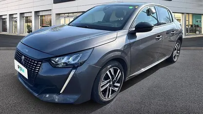 Usata Peugeot 208 Allure 101 CV (74 kW) 2023 Grigio Utilitaria