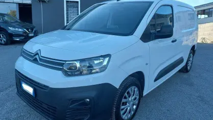 Usata Citroën Berlingo 102 CV (75 kW) 2021 Bianco Monovolume