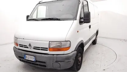 Usata Renault Master 80 CV (58 kW) 2000 Berlina