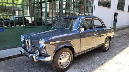 Usata Alfa Romeo Giulietta Ti 65 CV (47 kW) 1961 Utilitaria
