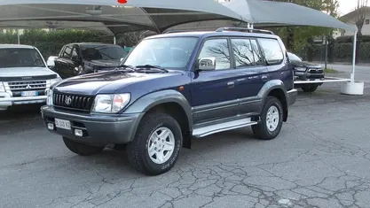 Blu/azzurro Usata 1999 Toyota Land Cruiser Tre volumi | 9800 € (Buon prezzo)