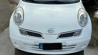 Usata 2009 Nissan Micra Tre volumi | 2800 € (Buon prezzo)