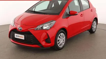 Usata Toyota Yaris Cool 70 CV (51 kW) 2018 Utilitaria