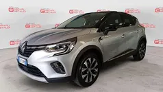 Grigio Usata 2024 Renault Captur Techno SUV | 18.900 € (Buon prezzo)