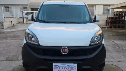 Usata Fiat Doblò Easy 95 CV (69 kW) 2020 Bianco Monovolume