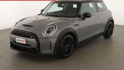 Usata Mini Cooper S Essential 178 CV (130 kW) 2022 Grigio Utilitaria