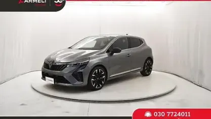 Usata Renault Clio Techno 101 CV (74 kW) 2025 Grigio Utilitaria