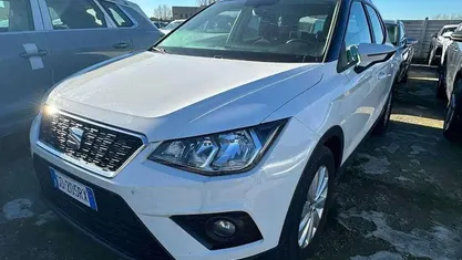 Usata Seat Arona Style 90 CV (66 kW) 2021 Bianco SUV