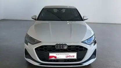 Nuova Audi A3 Sportback e-tron Business 204 CV (150 kW) 2025 Bianco Utilitaria