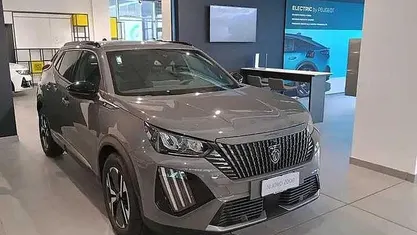 Nuova Peugeot e-2008 Allure 61 kW (84 CV) 2025 Grigio SUV