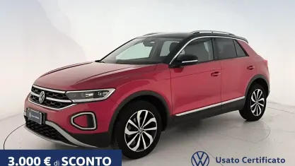 Usata VW T-Roc Style 116 CV (85 kW) 2022 Rosso  tetto nero SUV