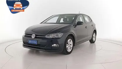 Nero perla Usata 2019 VW Polo Comfortline Tre volumi | 14.400 € (Cara)