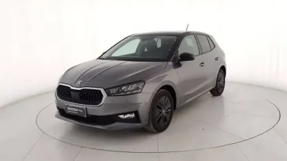 Usata Skoda Fabia 116 CV (85 kW) 2025 Grigio metallizzato Utilitaria
