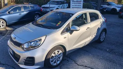 Usata Kia Rio 83 CV (61 kW) 2016 Berlina