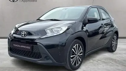 Usata Toyota Aygo X Active 72 CV (52 kW) 2022 Nero SUV