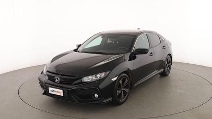 Begagnad Honda Civic Elegance 130 HK (95 kW) 2019 Svart Sedan