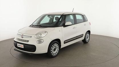 Begagnad Fiat 500L Pop Star 95 HK (69 kW) 2015 Vit Minibuss