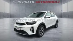 Blu Usata 2024 Kia Stonic Style SUV | 15.770 € (Ottimo prezzo)