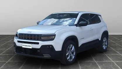 Usata 2024 Jeep Avenger Longitude SUV | 21.750 € (Buon prezzo)