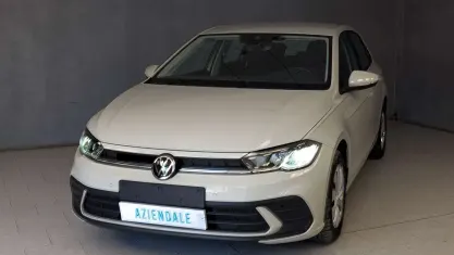 Usata VW Polo Life 80 CV (58 kW) 2024 Grigio Utilitaria