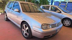 Grigio Usata 2002 VW Golf IV Comfortline Tre volumi | 1900 € (Ottimo prezzo)