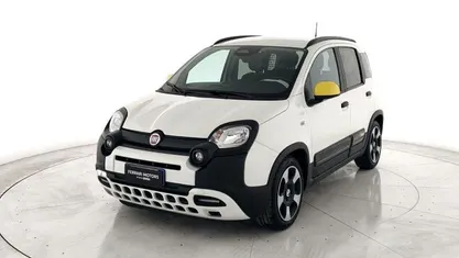 Usata Fiat Panda Cross Cross 70 CV (51 kW) 2025 Utilitaria