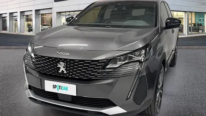 Grigio Usata 2024 Peugeot 3008 Allure SUV | 24.900 € (Buon prezzo)