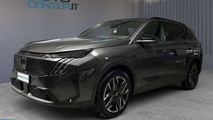 Usata 2025 Peugeot 5008 Allure SUV | 29.900 € (Buon prezzo)
