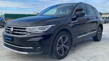 Usado VW Tiguan Elegance 150 CV (110 kW) 2023 Azul SUV