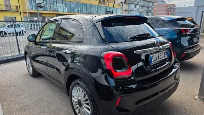 Begagnad Fiat 500X Sport 95 HK (69 kW) 2022 Svart SUV