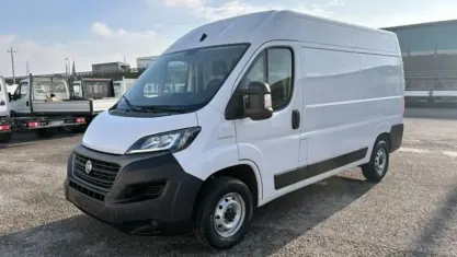 Usata Fiat Ducato 33 120 CV (88 kW) 2023 Bianco Furgone