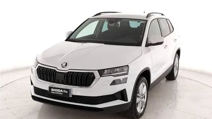 Usata Skoda Karoq Executive 150 CV (110 kW) 2025 Bianco nevada SUV
