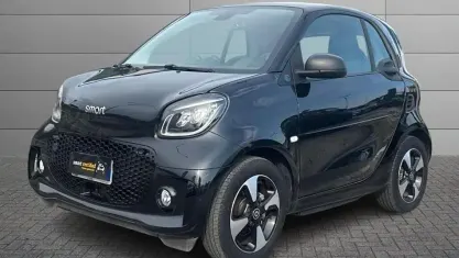 Usata Smart ForTwo Electric Drive Passion 41 kW (56 CV) 2023 Nero Coupé