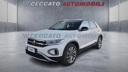 Usata VW T-Roc Style 150 CV (110 kW) 2023 Bianco SUV