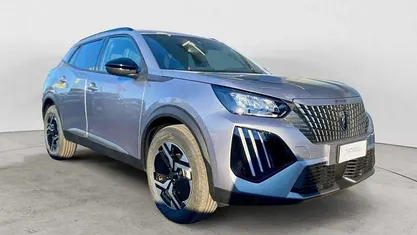 Usata 2025 Peugeot 2008 Allure SUV | 23.100 € (Buon prezzo)
