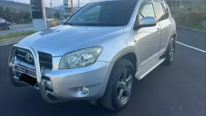 Usata Toyota RAV4 Sol 136 CV (100 kW) 2007 Grigio SUV
