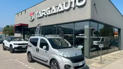 Usata Fiat Qubo Trekking 80 CV (58 kW) 2019 Giallo Monovolume