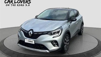 Usata Renault Captur Intens 101 CV (74 kW) 2022 Grigio chiaro SUV