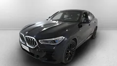 Carbon black metallizzato Usata 2022 BMW X6 M Sport SUV | 67.900 € (Buon prezzo)