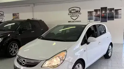 Usata Opel Corsa Sport 86 CV (63 kW) 2012 Bianco Utilitaria