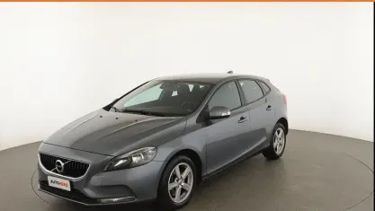 Usata Volvo V40 Kinetic 120 CV (88 kW) 2017 Grigio Berlina