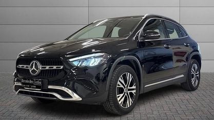 Käytetty Mercedes GLA200 Advanced Plus 150 HP (110 kW) 2024 Musta Katumaasturi