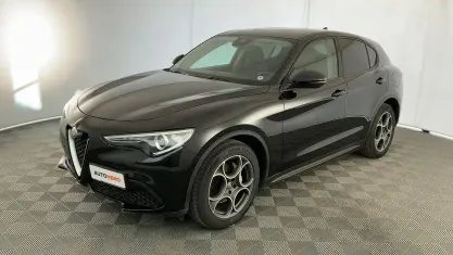 Usata Alfa Romeo Stelvio Tech Edition 160 CV (117 kW) 2019 Nero SUV