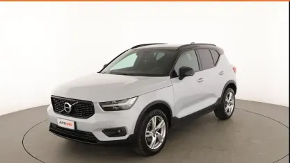Usata Volvo XC40 163 CV (119 kW) 2020 Grigio SUV