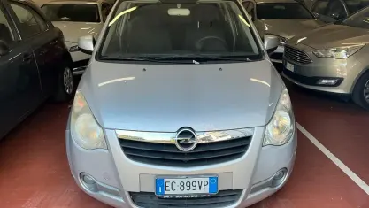 Usata Opel Agila Enjoy 86 CV (63 kW) 2010 Grigio Utilitaria