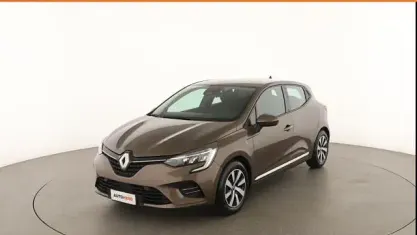 Usata Renault Clio Zen 140 CV (102 kW) 2021 Oro Utilitaria