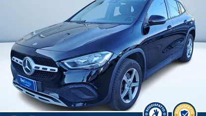 Nero metallizzato Usata 2021 Mercedes GLA180 Executive SUV | 23.400 € (Super prezzo)